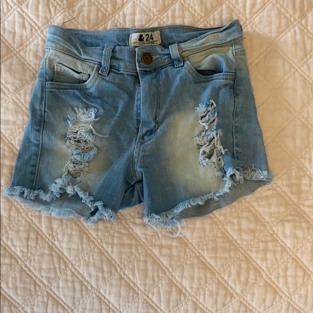Light wash jean shorts